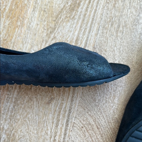 NWOT Munro Women's Black Peep-Toe Shoes 7 - Picture 7 of 7